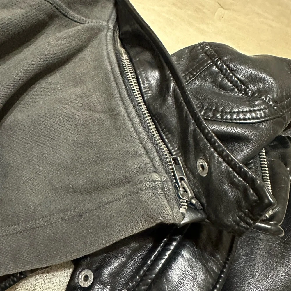 Free people vegan leather jacket with hoodie - Picture 9 of 9